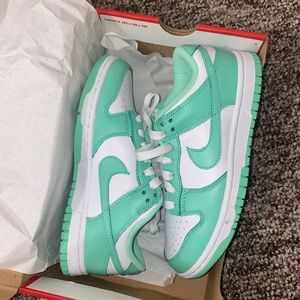 Women's Nike Dunk Low